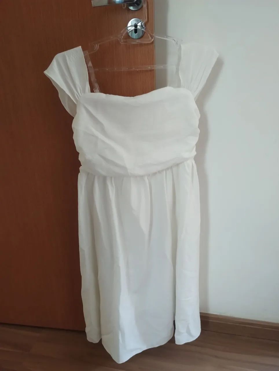Vestido todo branco Tam 10 - Foto 2