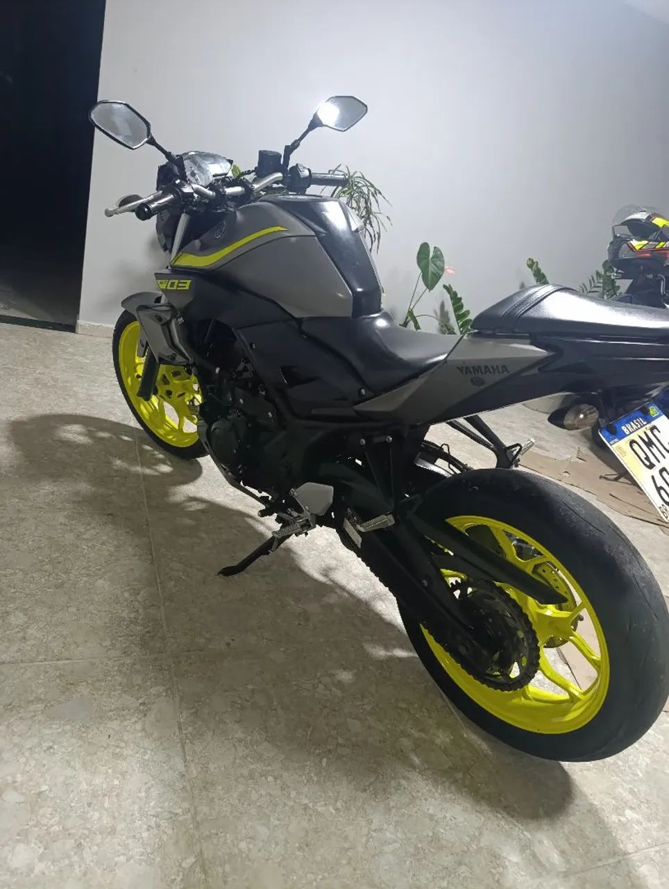 Moto MT03 - Foto 2