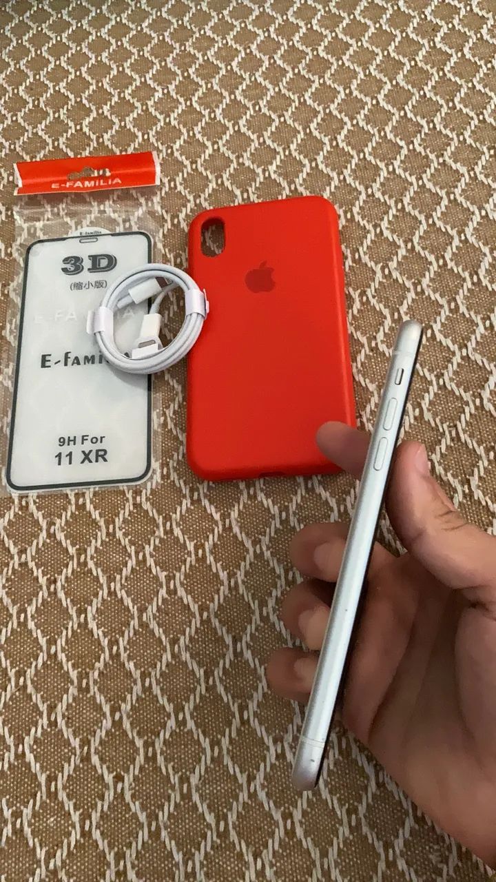 iPhone XR - branco  - Foto 3