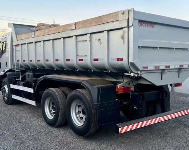 Ford cargo 2423 6x2 - 2014 Caçamba  - Foto 5