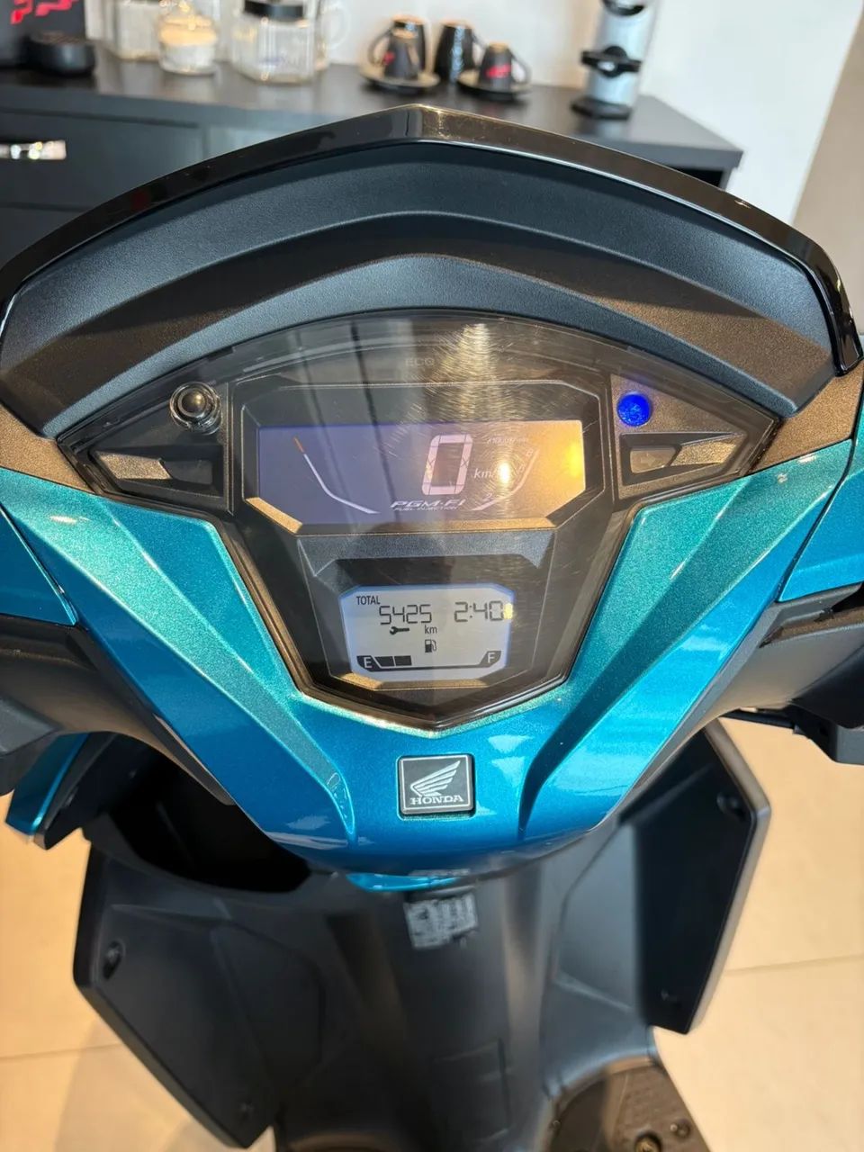 HONDA ELITE 125 CBS 2026 - Foto 3