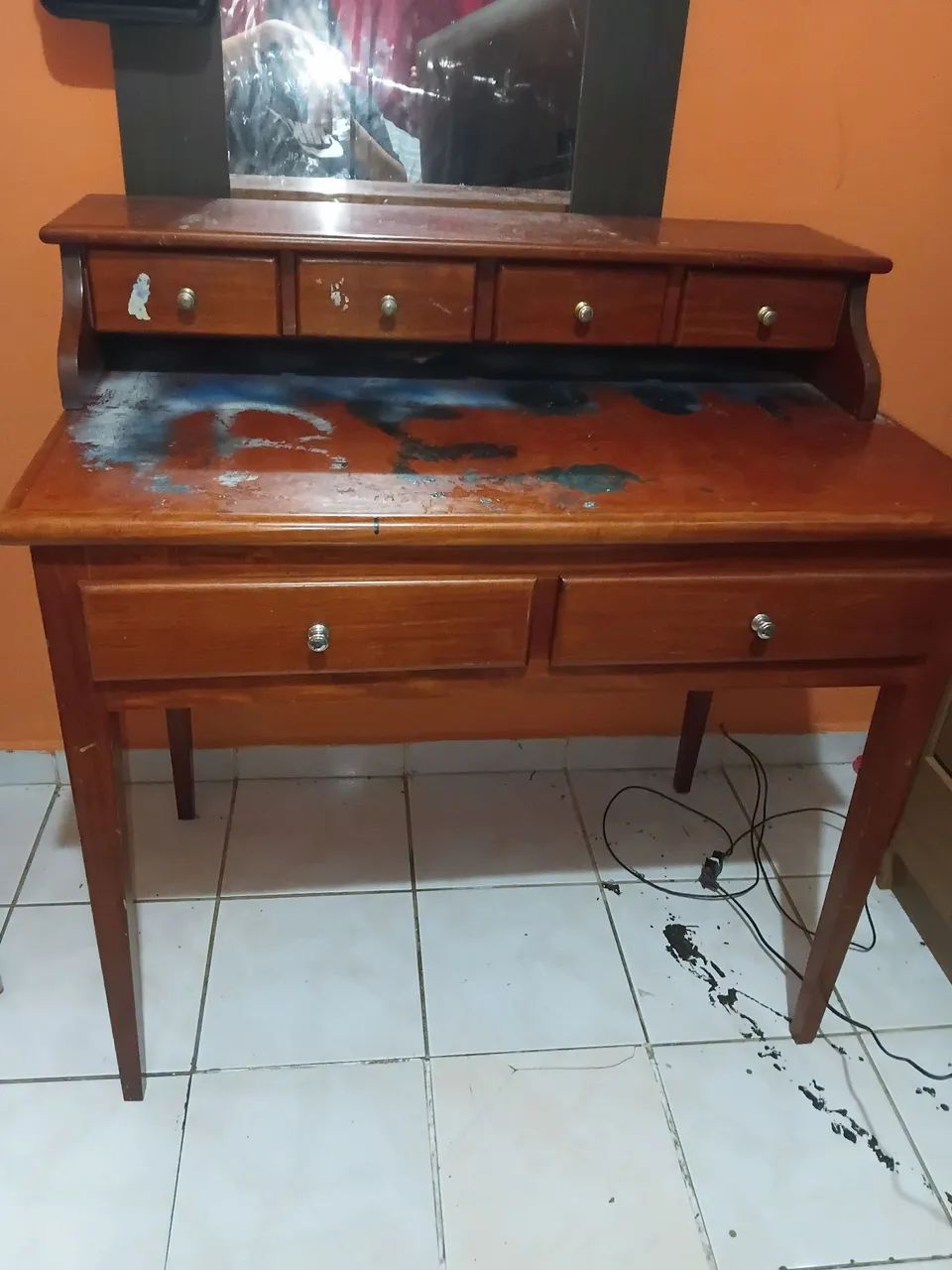 Vendo Penteadeira de Madeira mogno - Foto 2