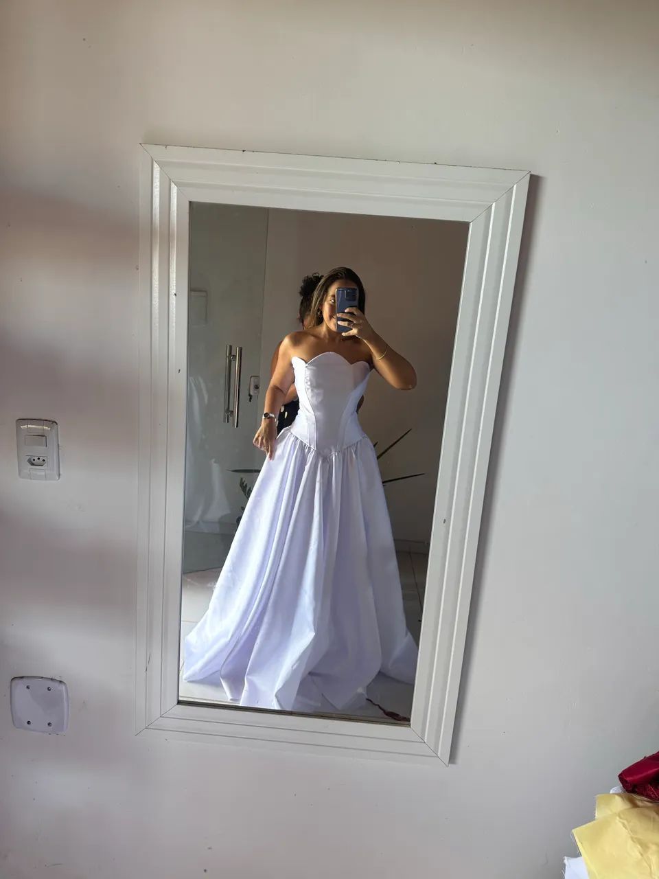 VESTIDO DE NOIVA- nunca usado - Foto 3