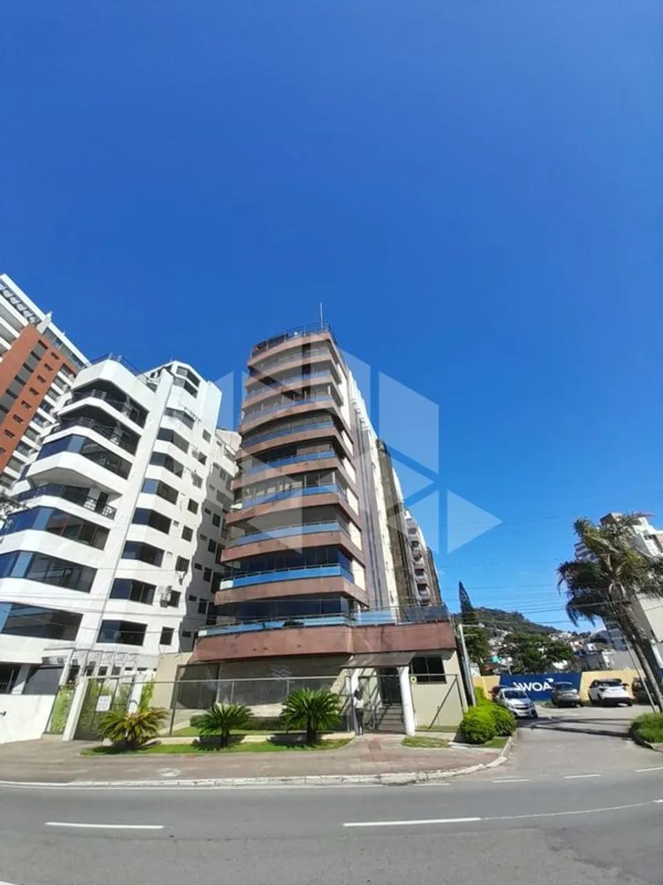 Apartamento Mobiliado para Alugar 3 quartos com 144M² na Agrômica