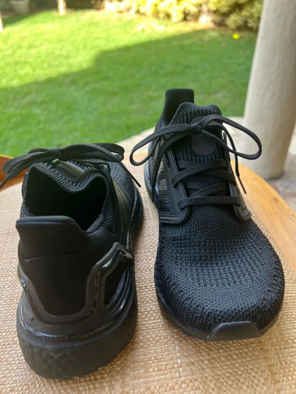 Tênis feminino Adidas Ultraboost Novo - Foto 2