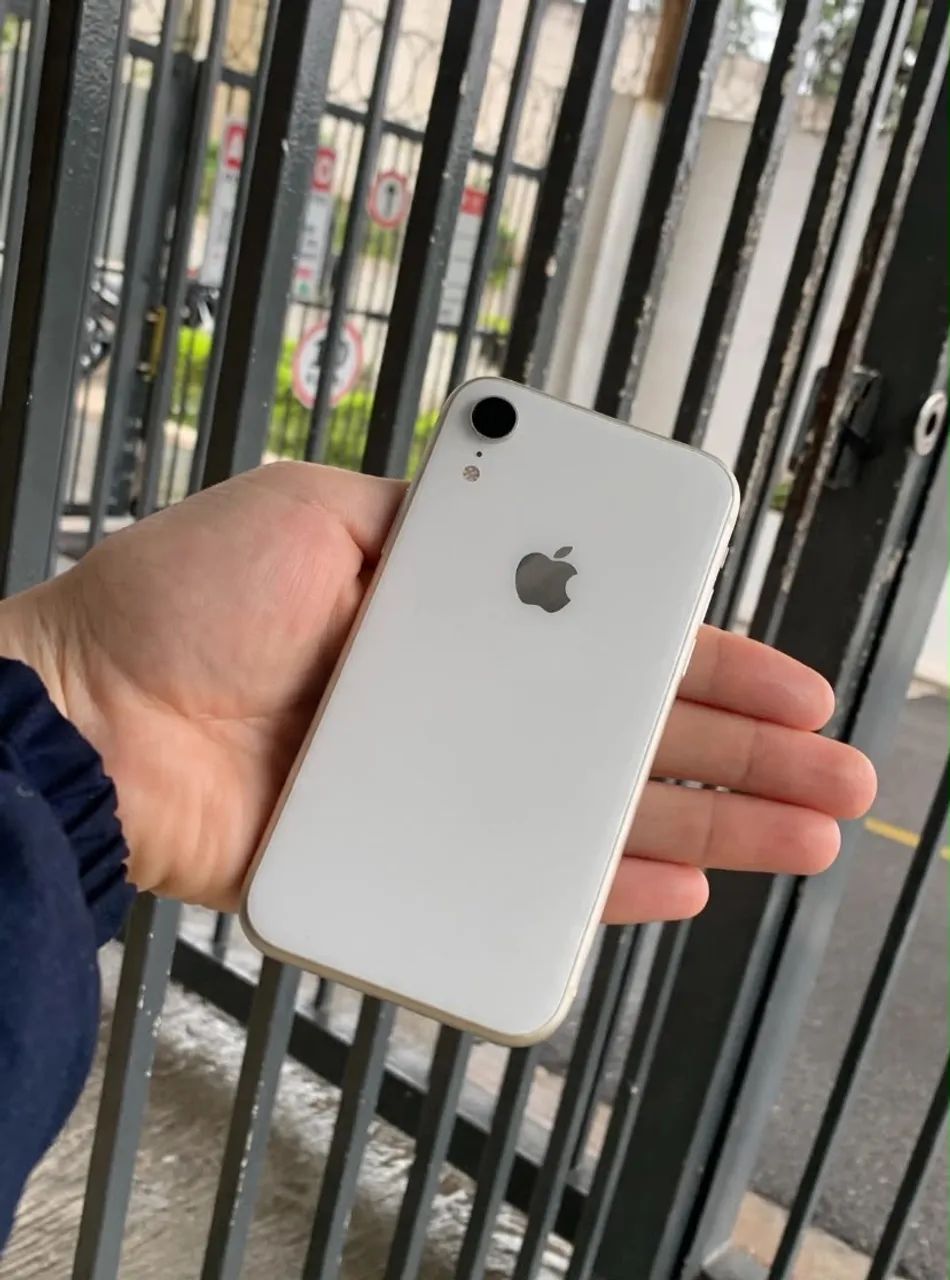 iPhone XR