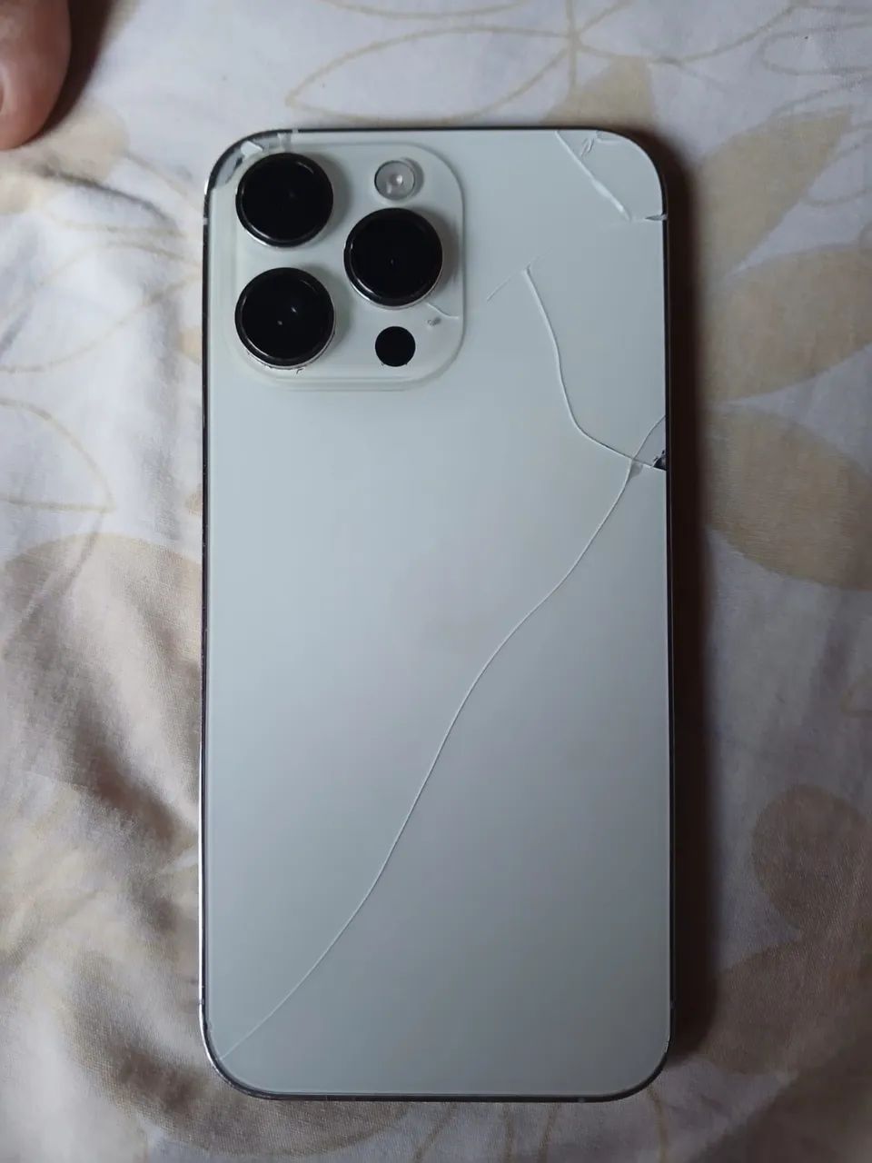 iPhone 14 Pro Max - Foto 3