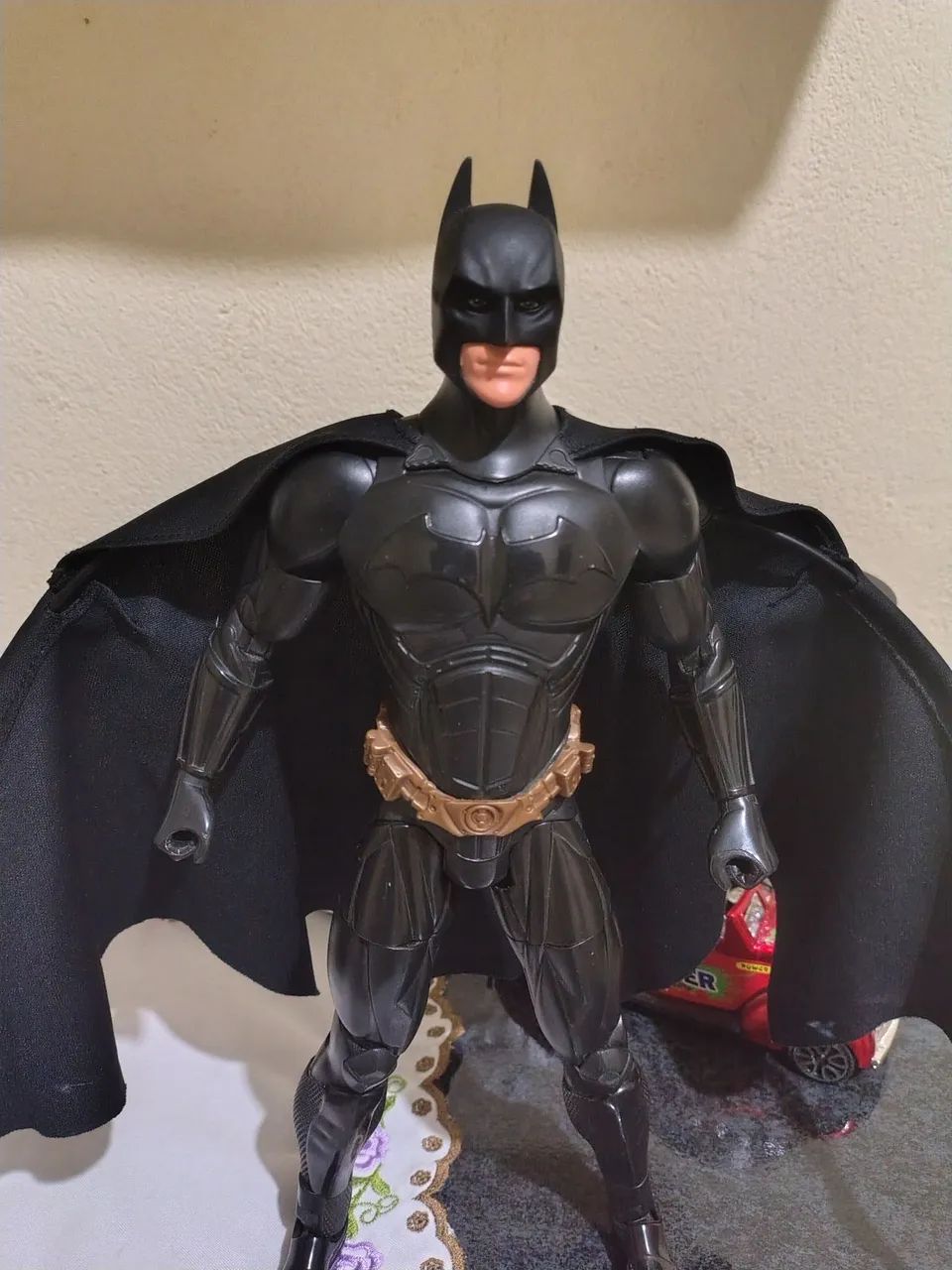 Boneco batman begins 2005 35cm - Foto 2