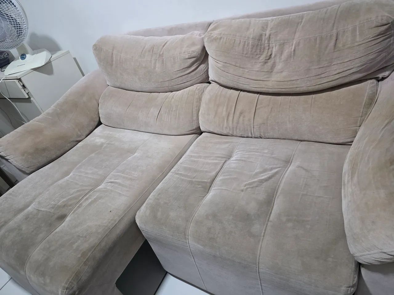 Sofa retrátil e reclinavel confortável em tecido - Foto 4