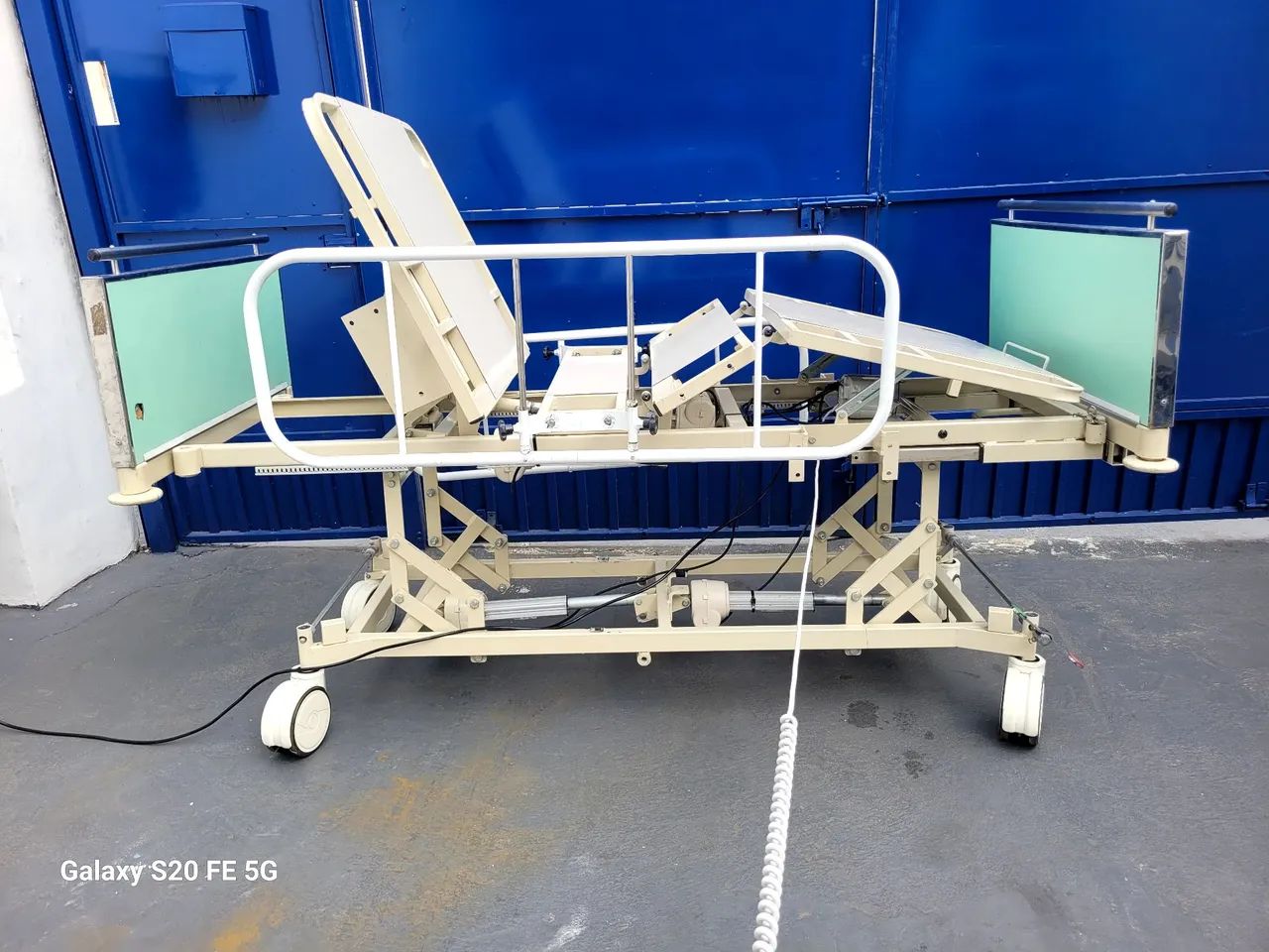 Cama Hospitalar elétrica (Poltrona) - Foto 3