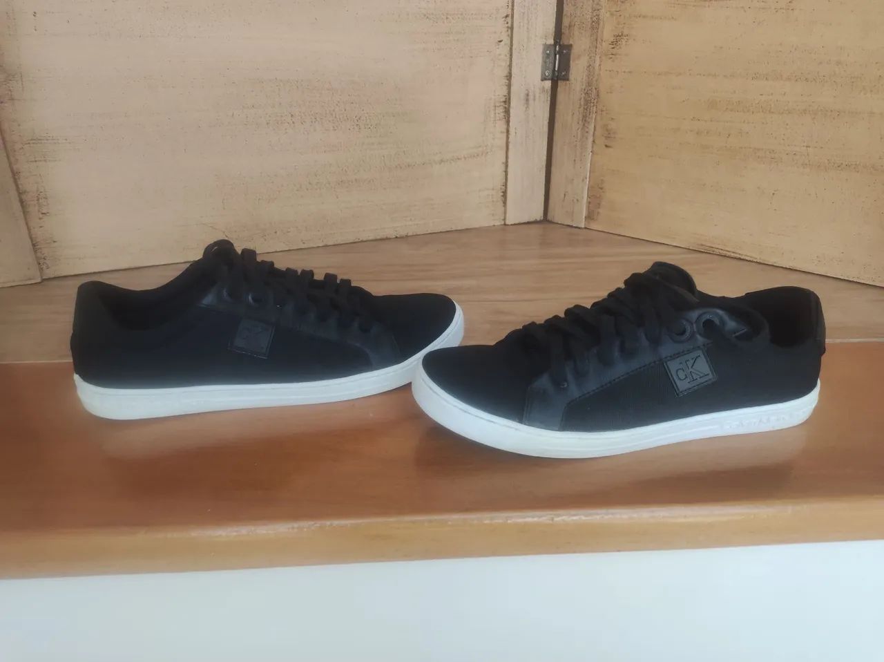 Tênis Calvin Klein preto 