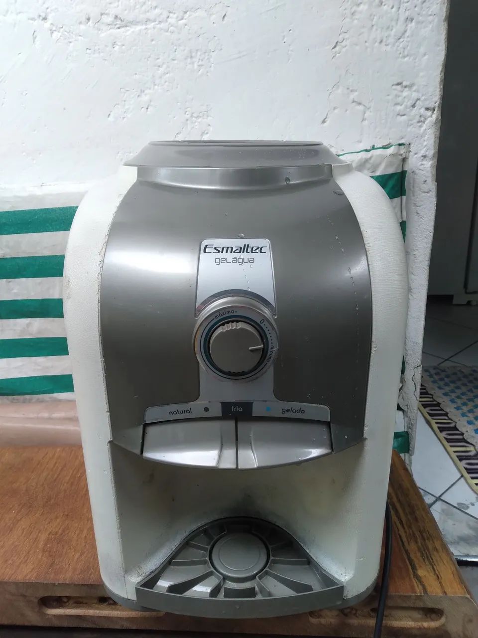 Geladeira de galão dgua 