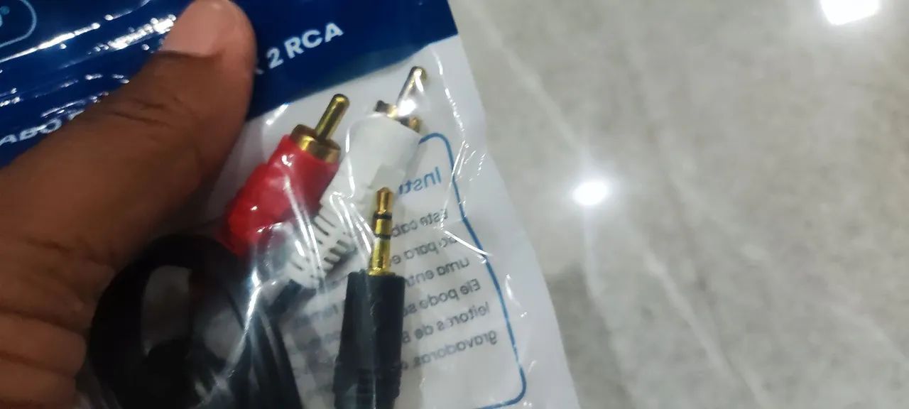 Cabo de áudio P2 para RCA  - Foto 2