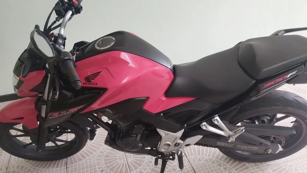 Moto nova único dono