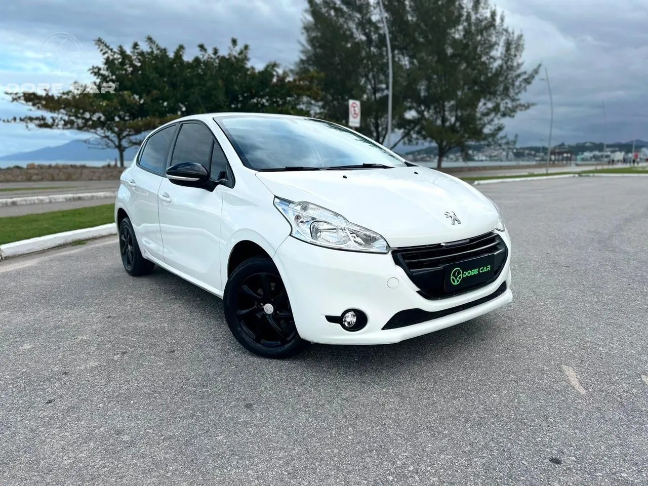 Peugeot 208 Active/active Pack 1.5 Flex 8V 5P 2015 - Foto 4