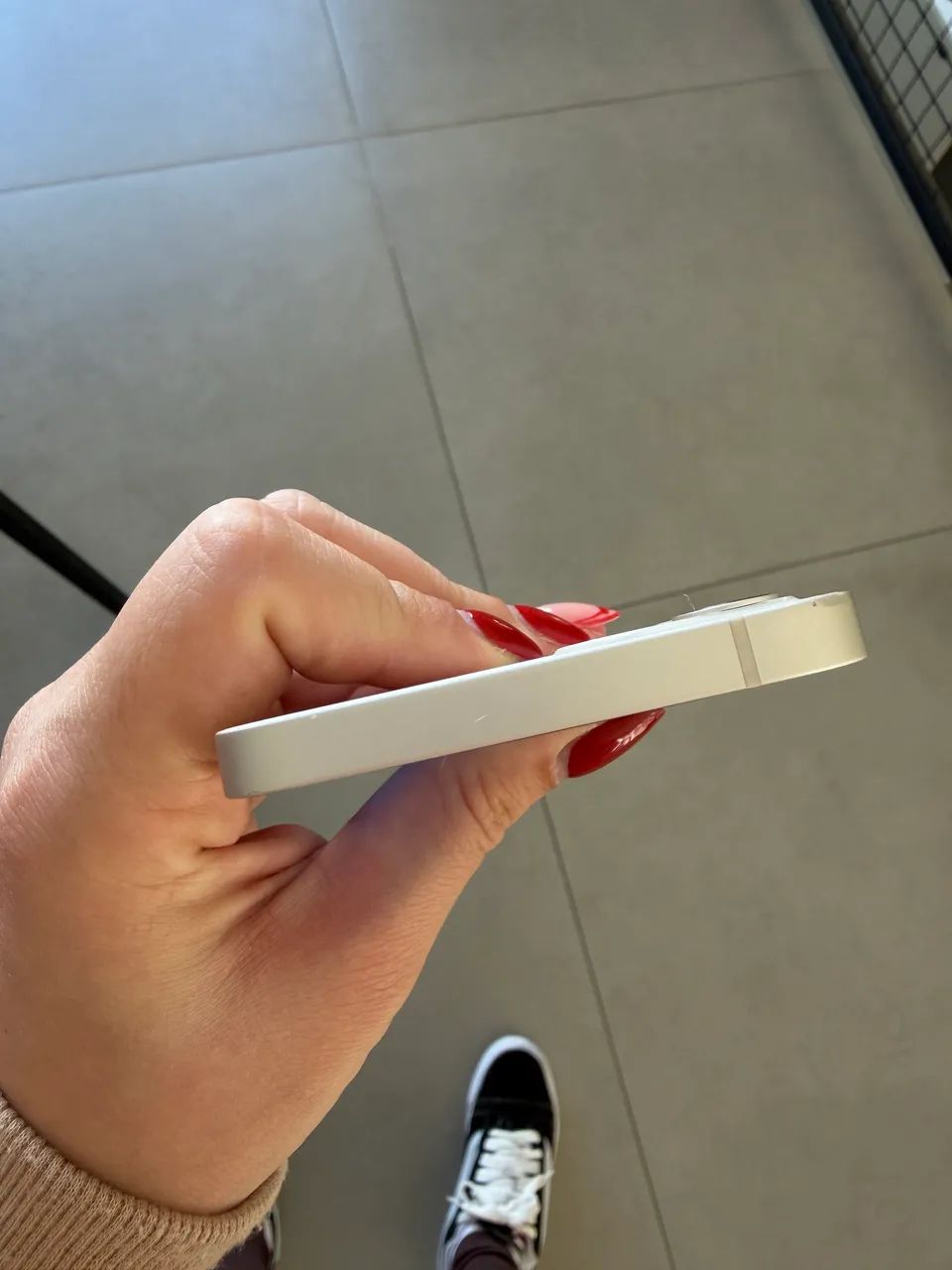 iPhone 12 64GB Branco - Impecável e 100% Original - Foto 2