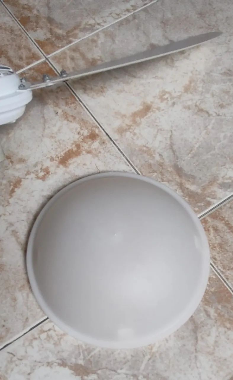 Ventilador de teto branco - marca Loren Sid - Foto 3