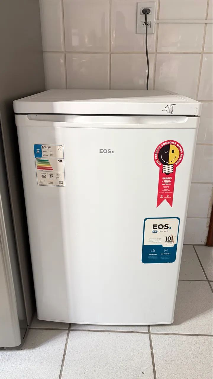 Freezer Vertical EOS 85 Litros EcoGelo EFV100