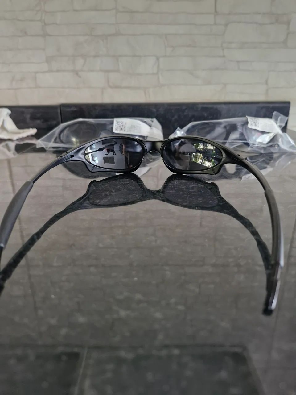 Óculos escuro esportivo com proteção UV