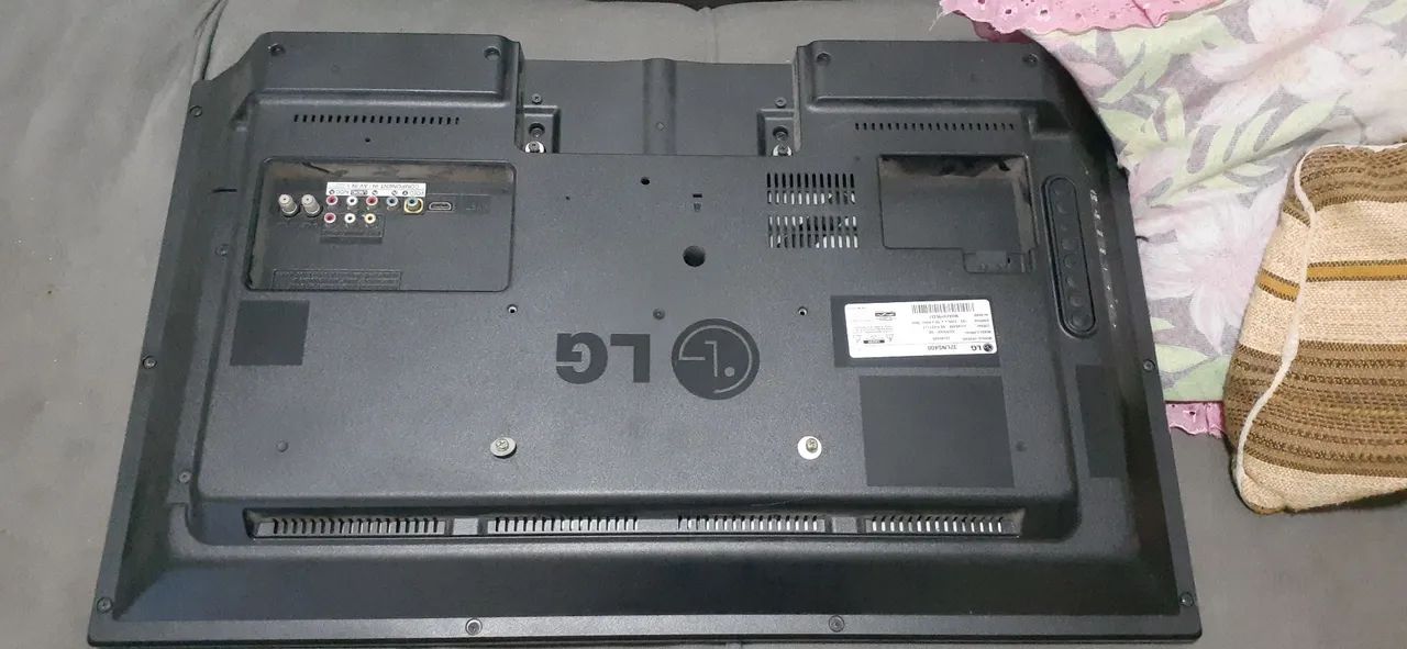 Tv lg 32 polegadas pra retirada de peças  - Foto 5