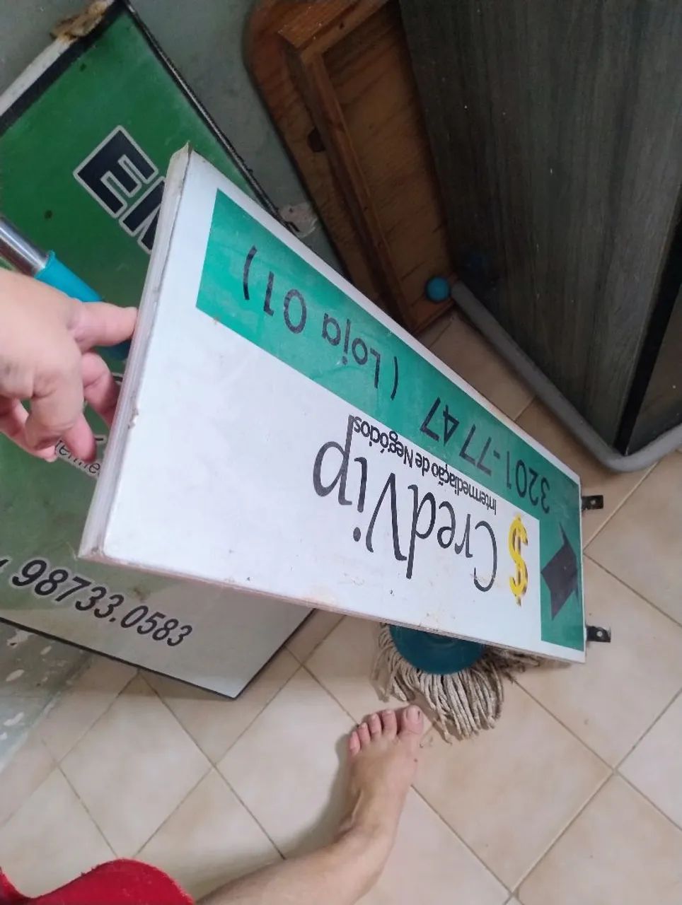 Placas bandeiras e sinalização de lojas  - Foto 3