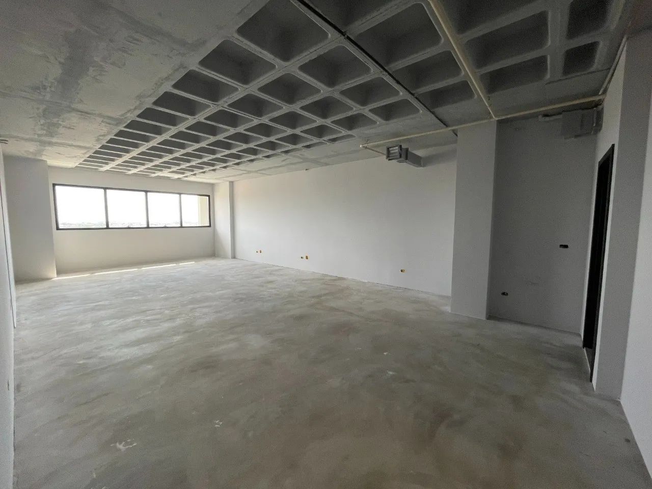Locação - Sala Comercial Nova na Zona 01 em Maringá - Foto 5