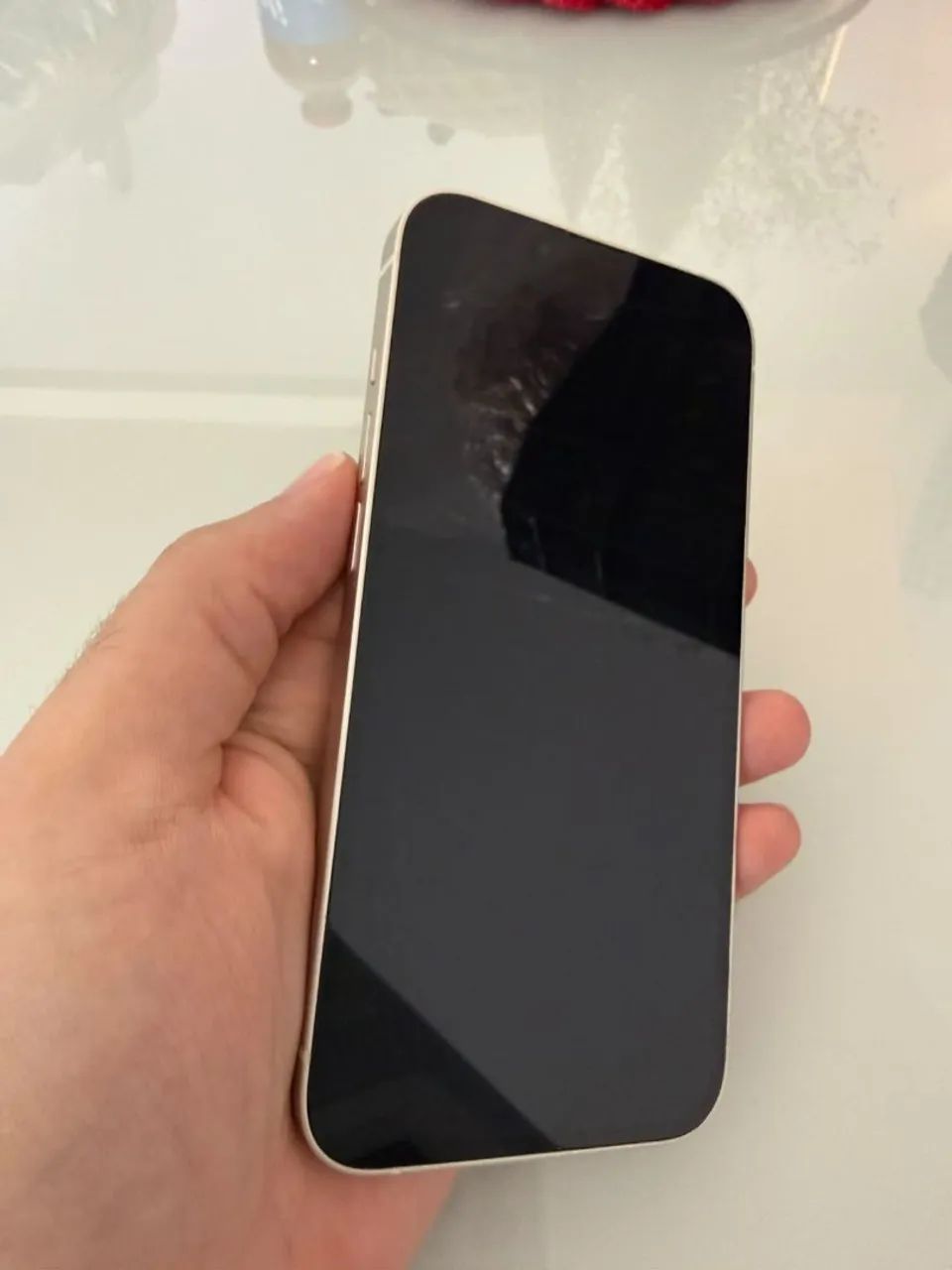 iPhone 13 silver na caixa