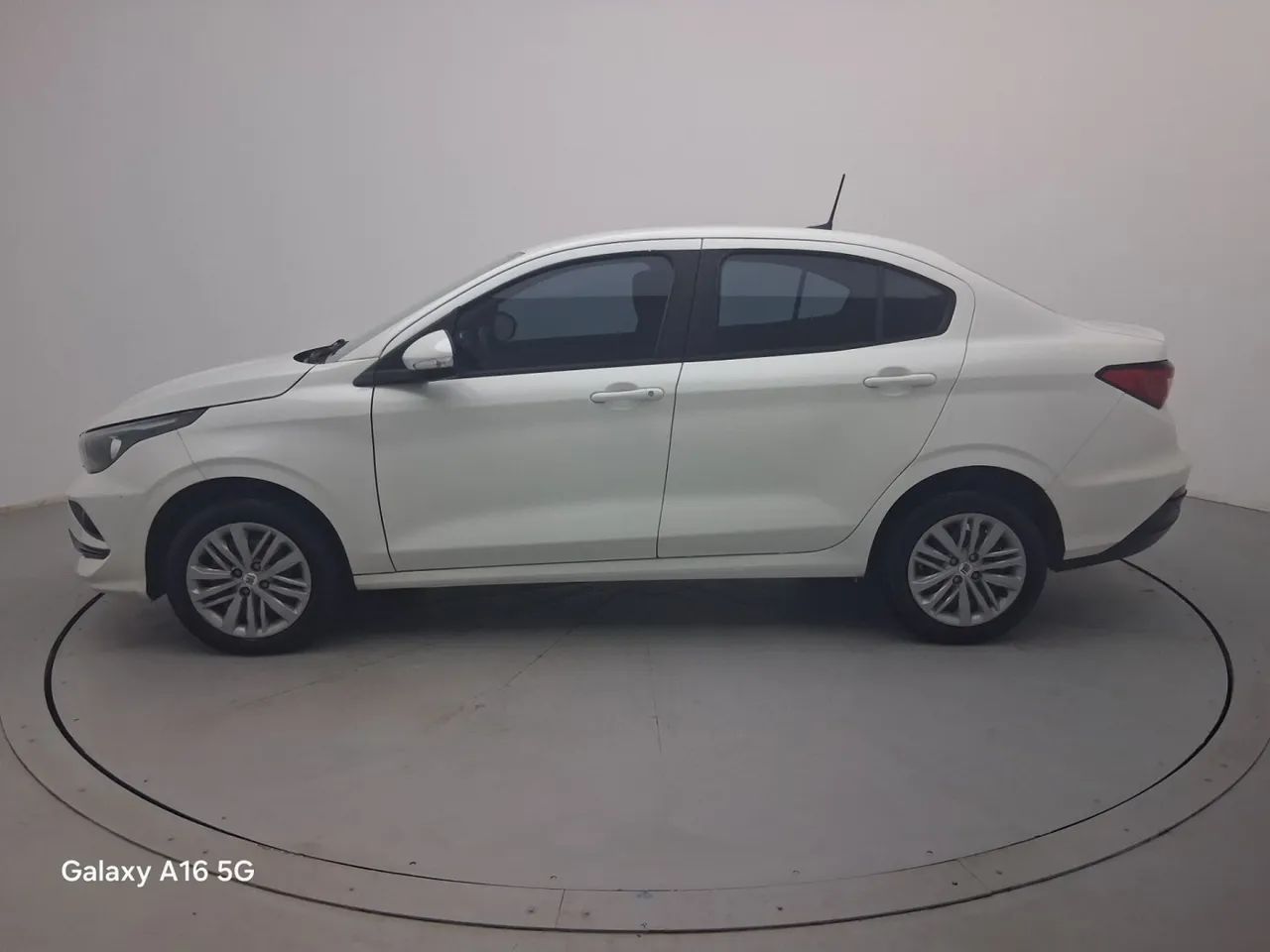Fiat Cronos Drive 1.3 8V Flex Aut. 2025 - Foto 2