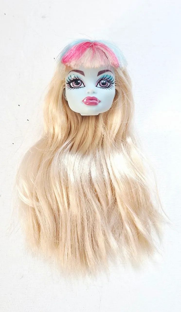 Boneca Monster High (cabeça Abbey)