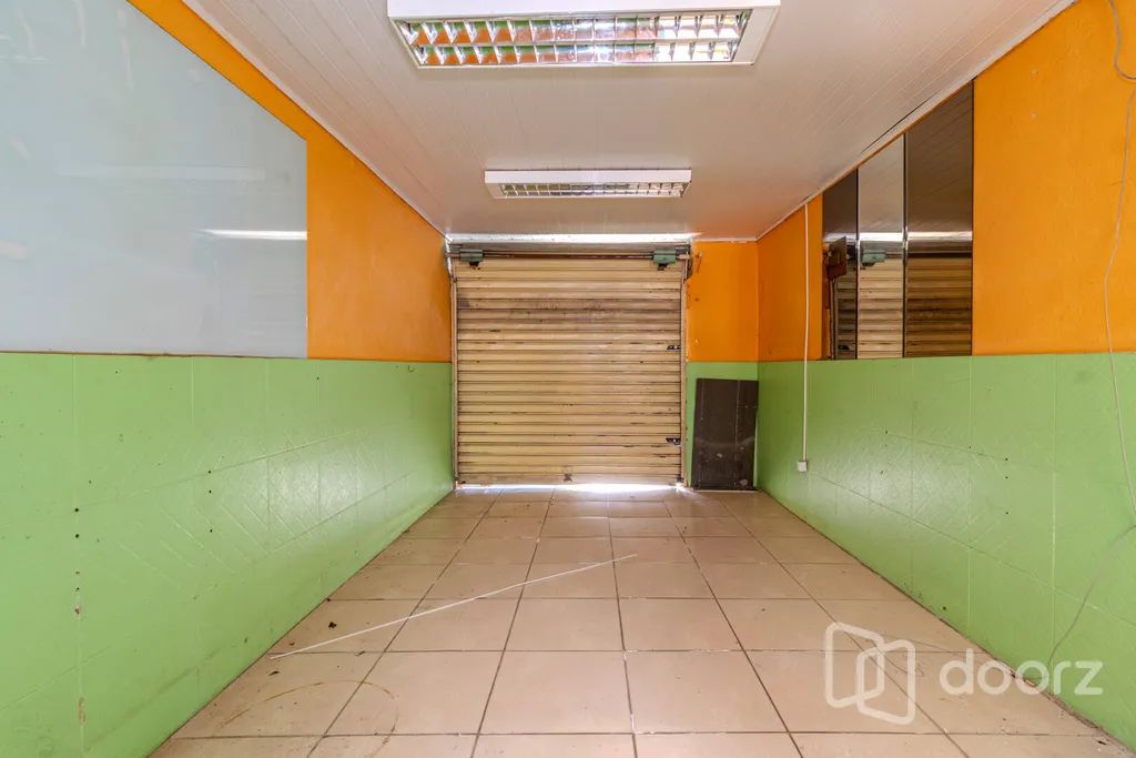 Imóvel na Av. do Forte com 0 dormitórios e 180m² - Foto 2