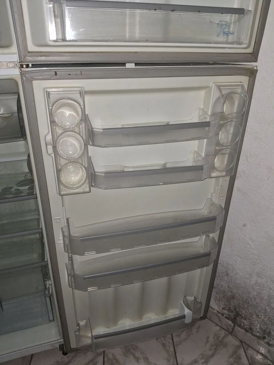 Vende-se   geladeira   - Foto 3