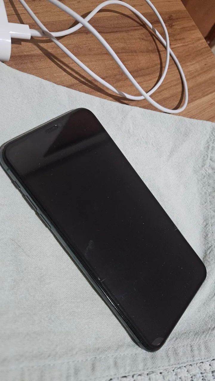 iPhone 11 Pro Max 256 - Foto 2