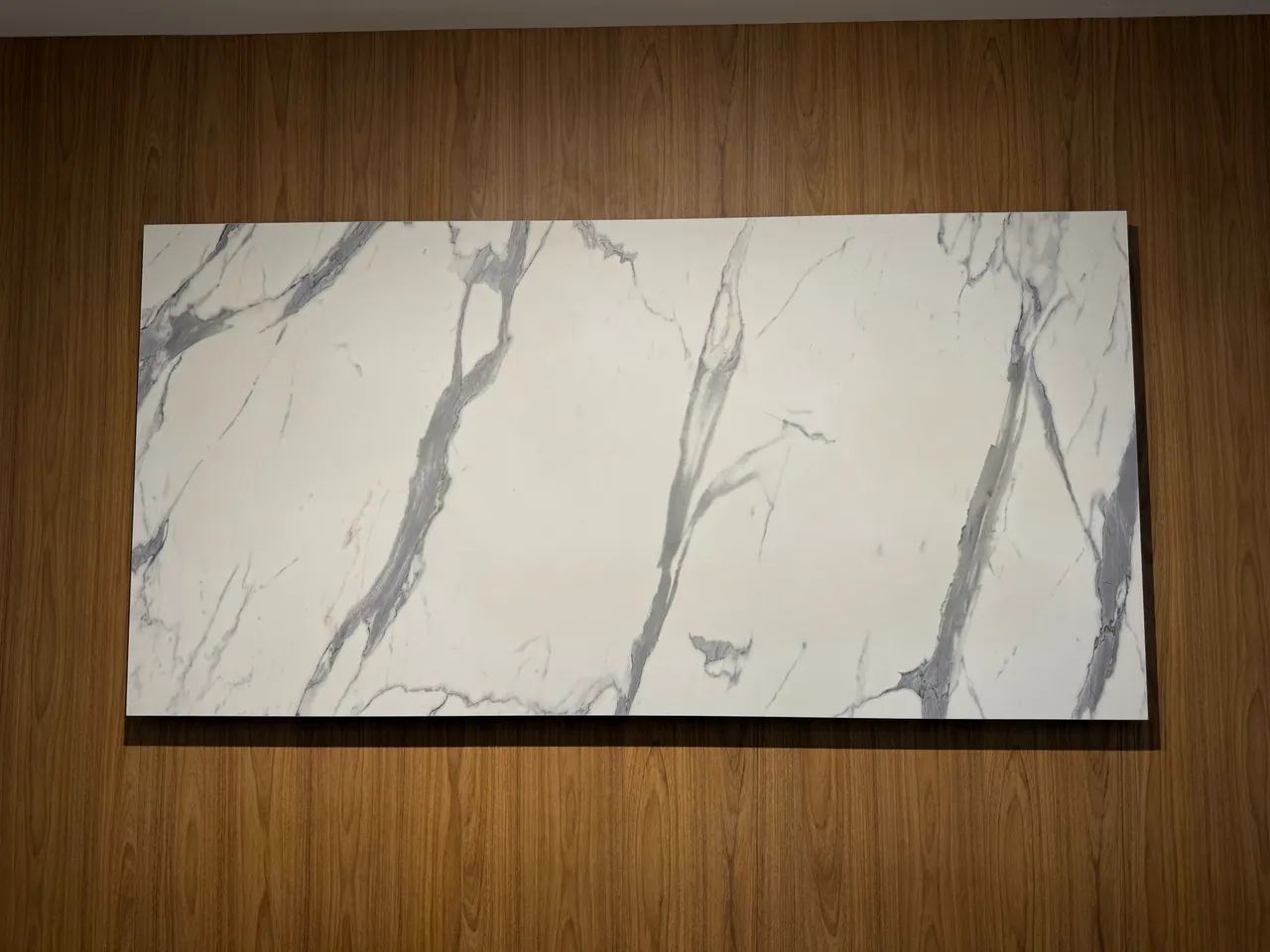 MDF marmorizado com led para letreiro 