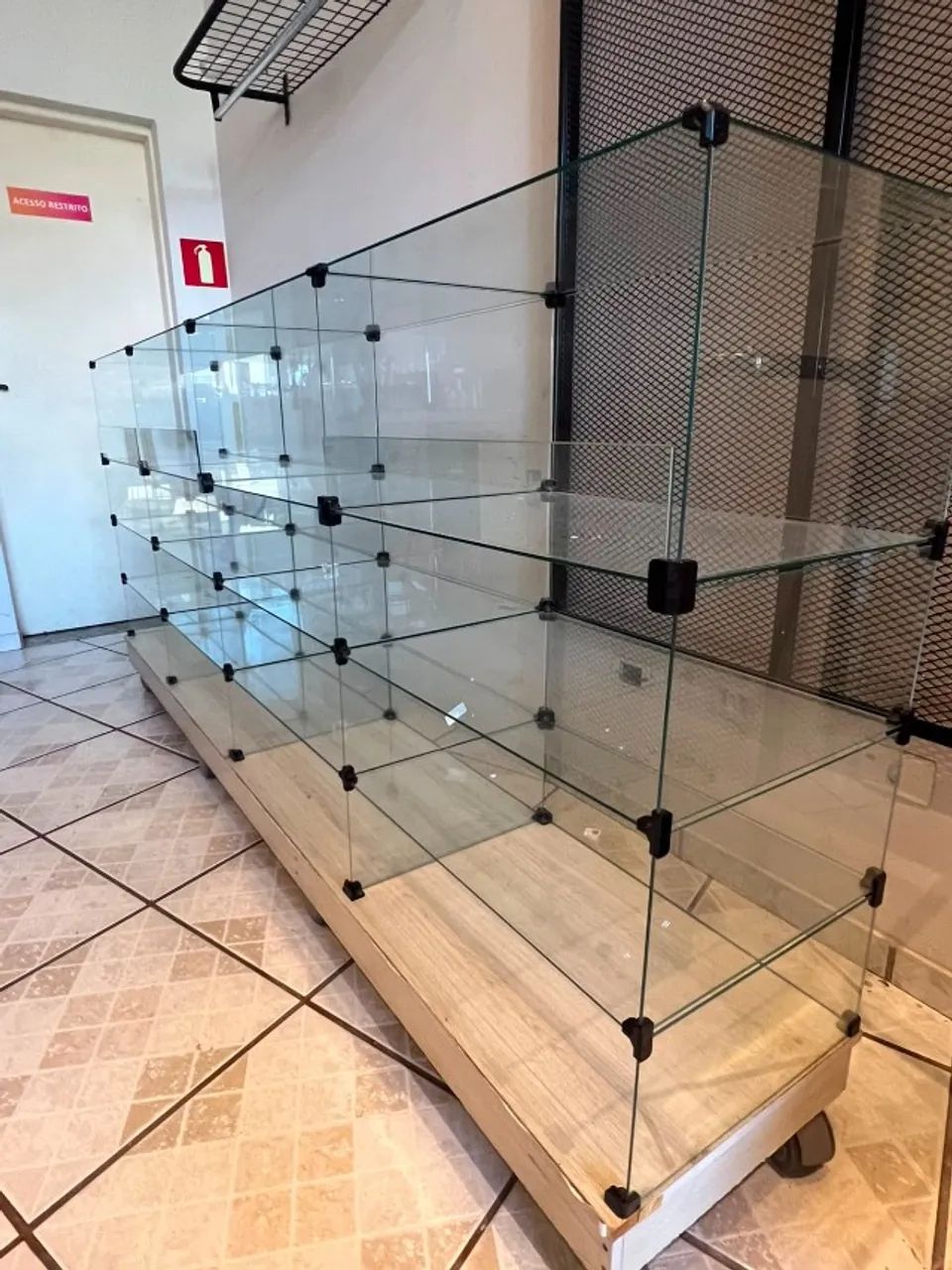 Balcão de Vidro - Foto 3