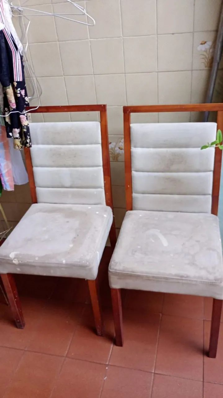 Vendo 2 cadeiras estofadas no estado - Foto 3