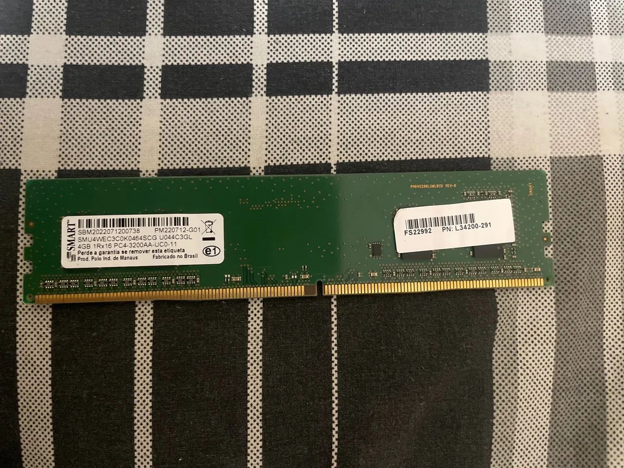 Memória RAM DDR4 4GB 