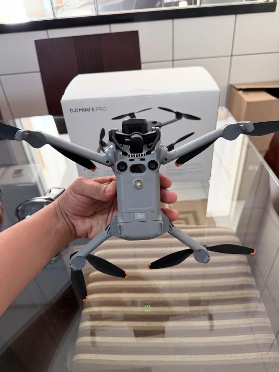 SOMENTE O DRONE DJI MINI 5 PRO - NOVO   - Foto 3