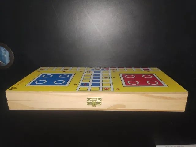 Jogo de Ludo Botticelli em Madeira - 16 Peões, Dado e Manual - Foto 2
