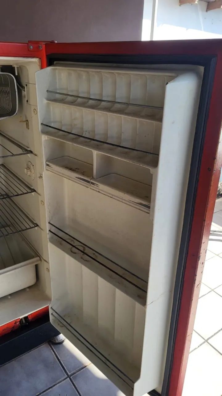 Geladeira retrô e reliquia - Foto 2