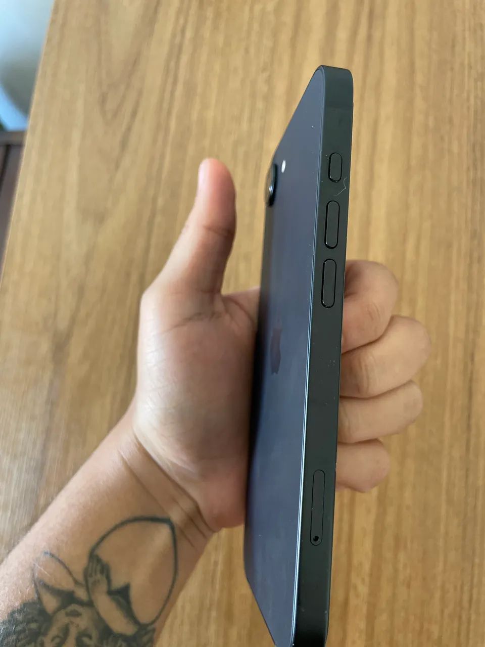 IPHONE 16E PRETO  - Foto 4