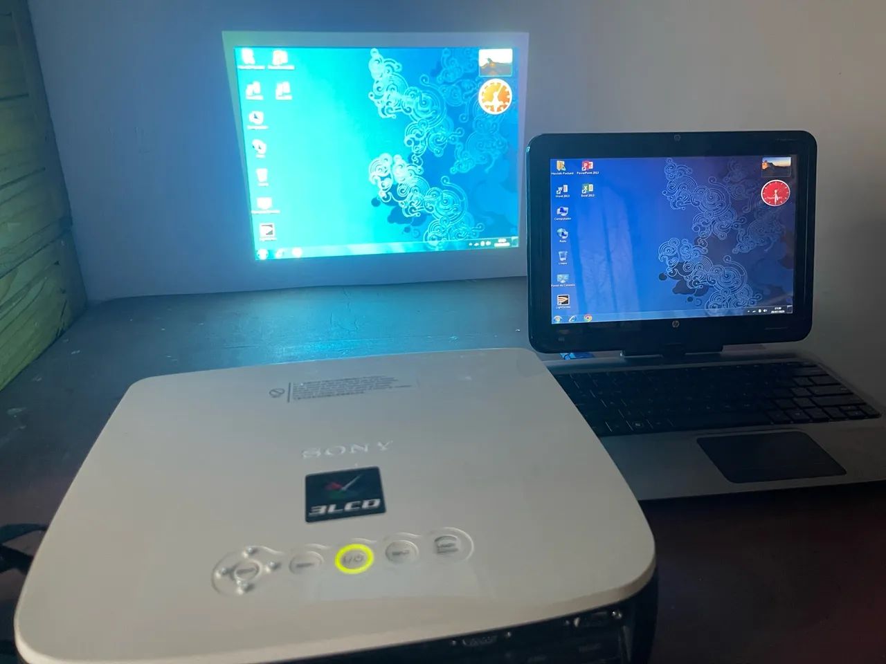 Projetor Sony impecável! - Foto 3