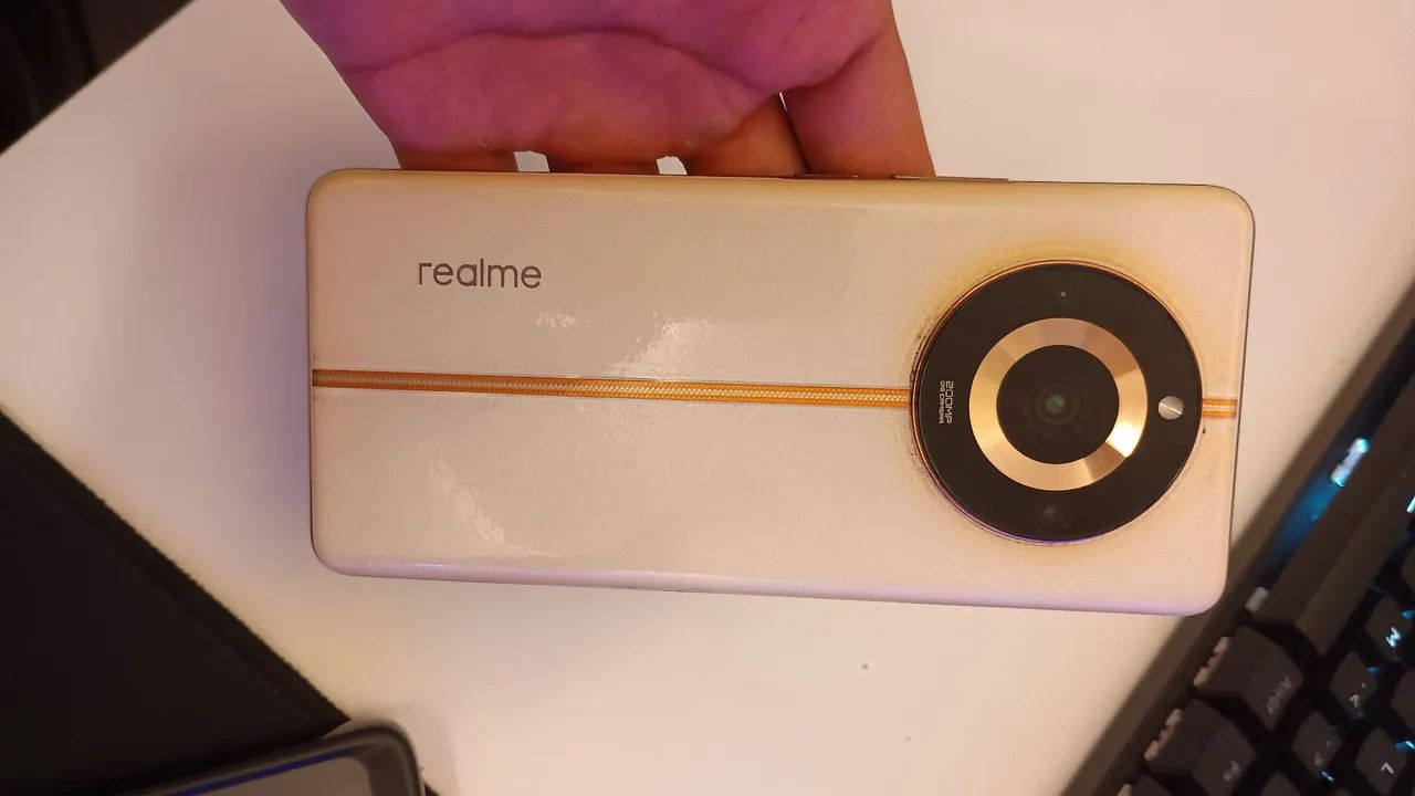 Realme 11 pro plus - Foto 2