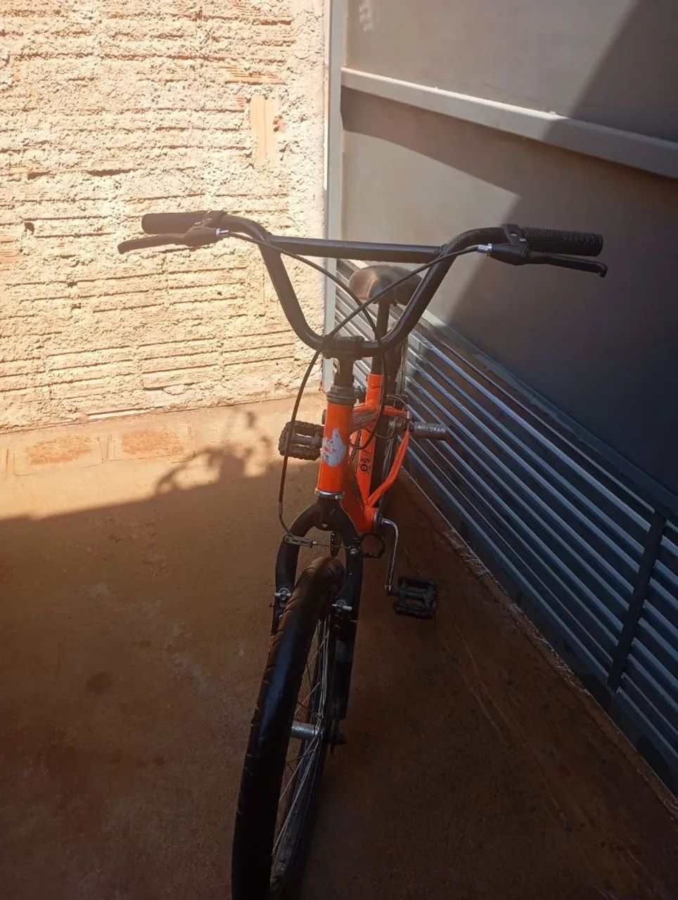 Bicicleta Aro 20 com Tripé - Muito Conservada - Foto 3