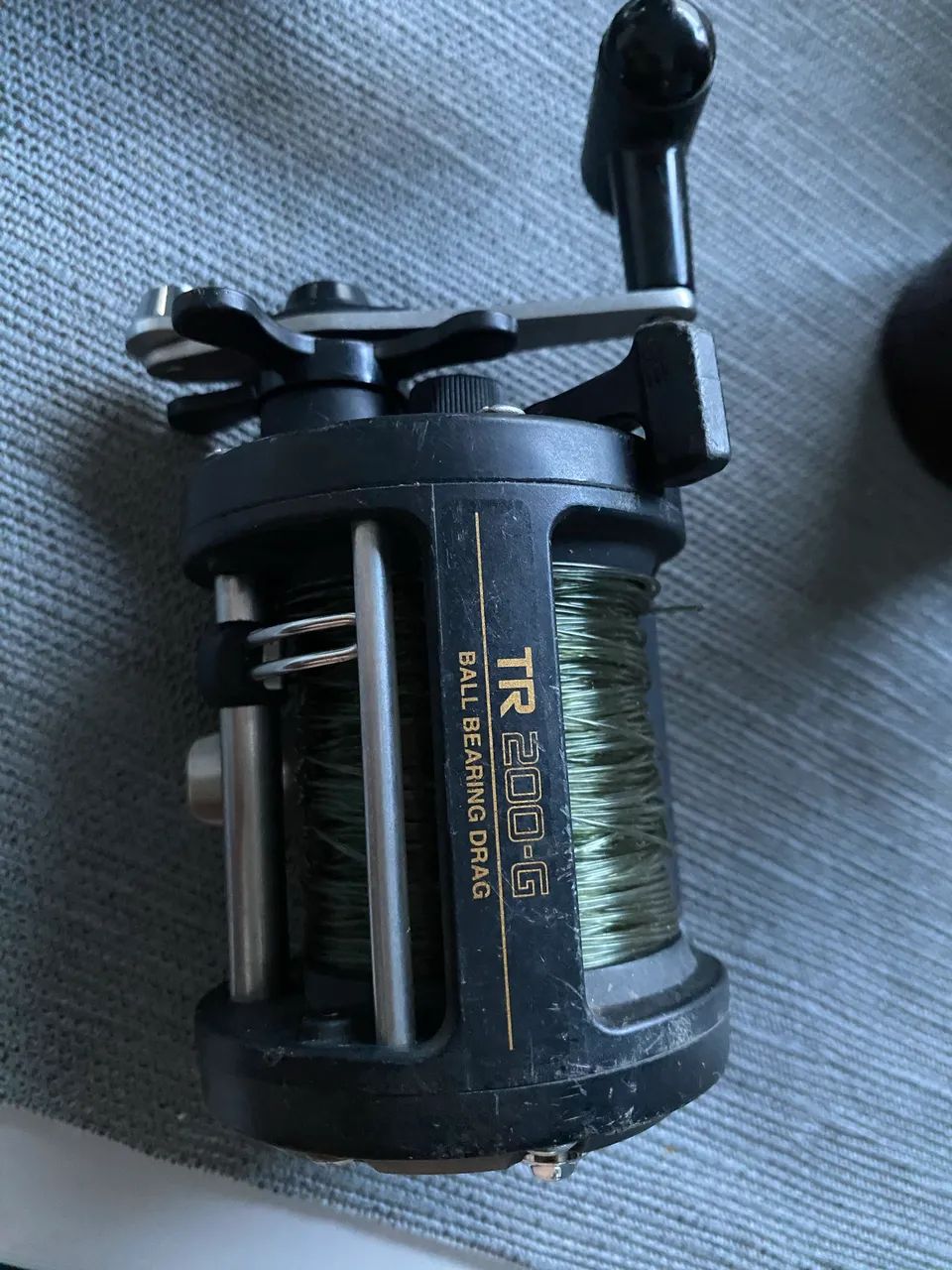 Carretilha Shimano Triton TR200! Para pesca médio-pesada! - Foto 2