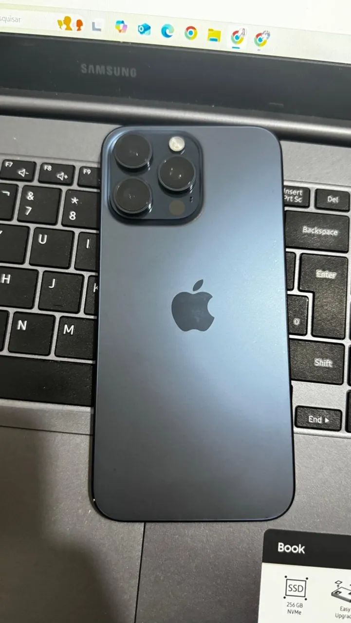 Vendo iPhone 15 pro Max 