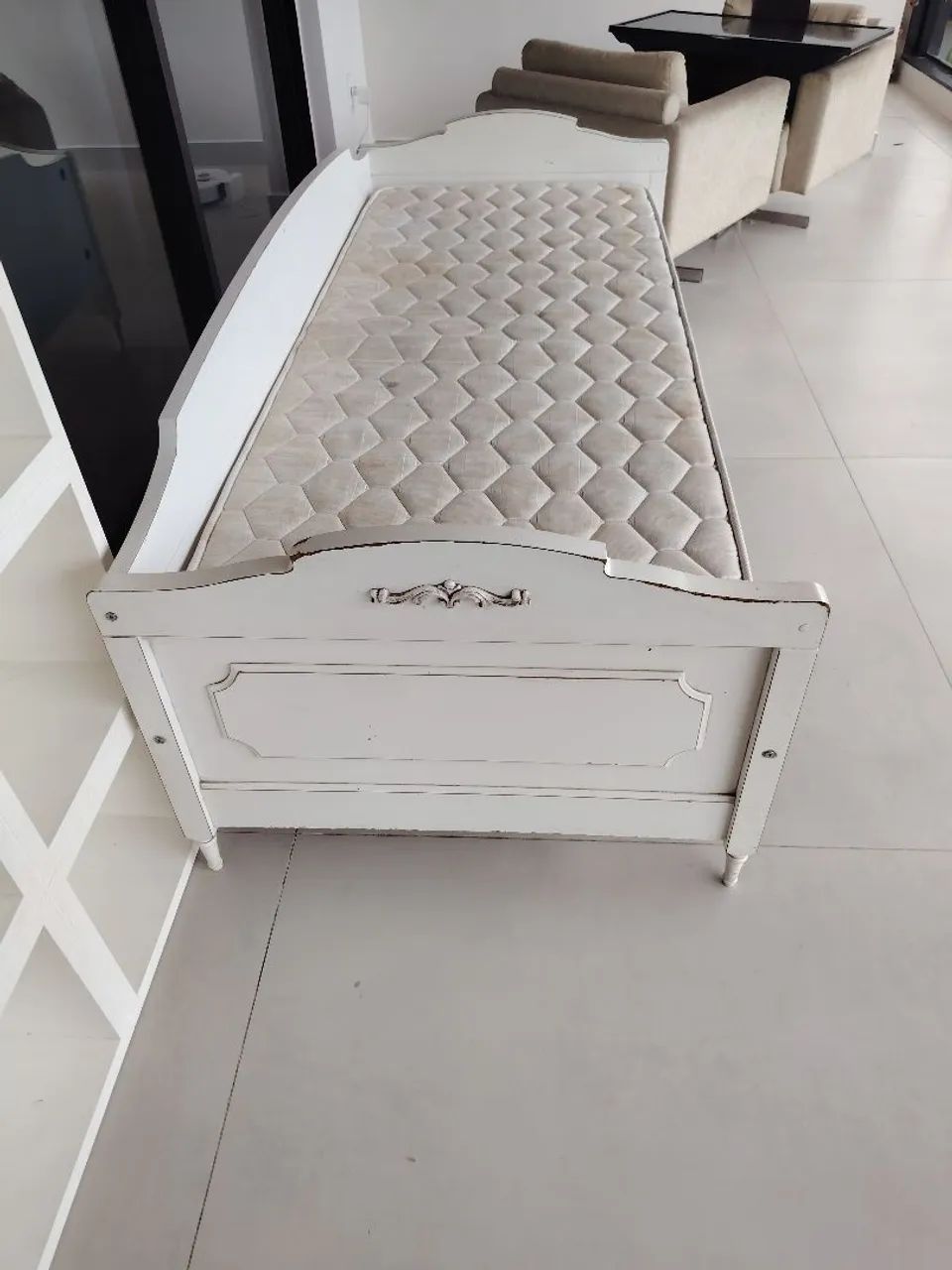 Cama solteiro com colchão.  - Foto 2