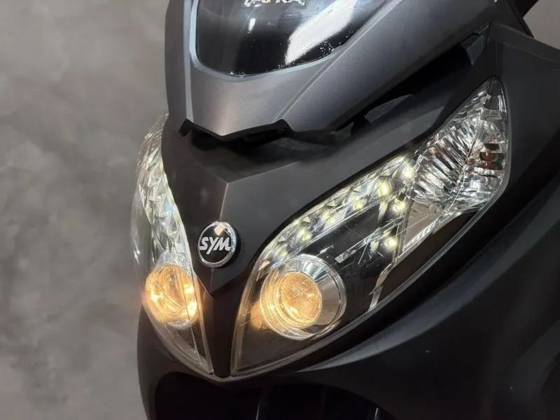 DAFRA MAXSYM 400I 2023 - Foto 4