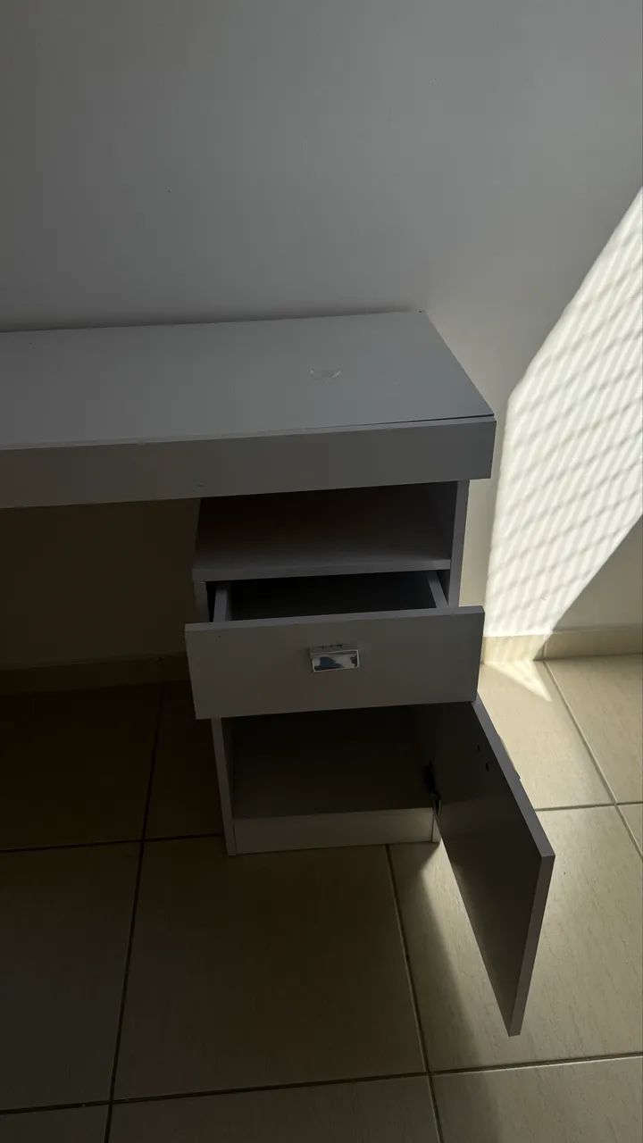 Escrivaninha - Foto 2