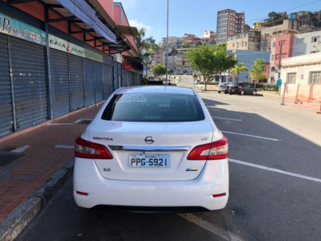 Nissan Sentra - Foto 3