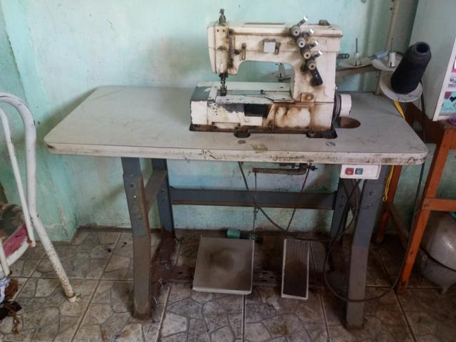 Máquina de costura - Foto 3